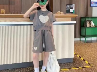 Fashionable Girl's Two-Piece