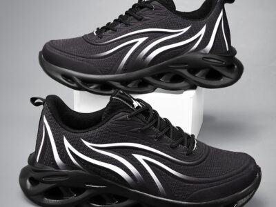 Metro Moves Sneakers